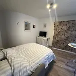 Superbe Studio Miromesnil Elysee